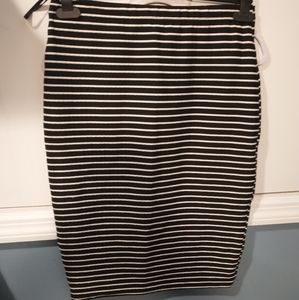 black and white striped pencil skirt